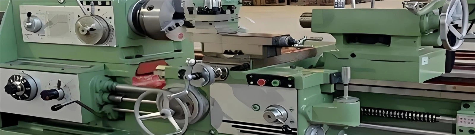 Turning Equipment In Mold Manufacturing Turning Equipment In Mold Manufacturing